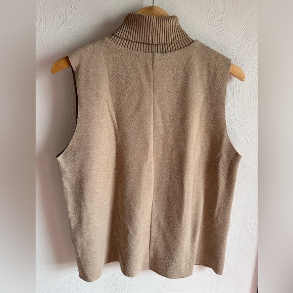 Zara modern rib neck, sleeveless turtleneck tan, size Large - Picture 2 of 9